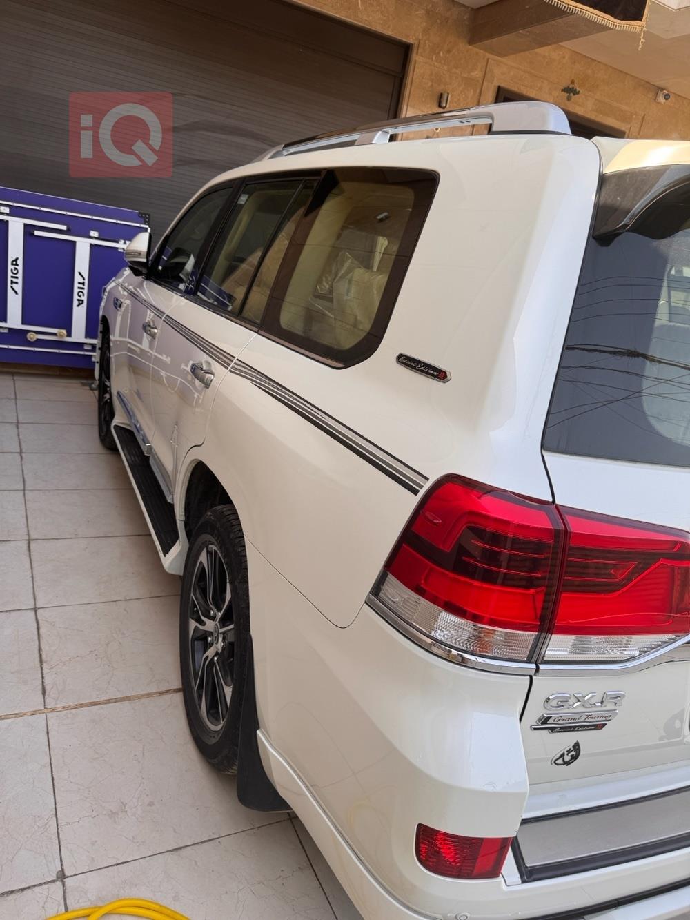 تويوتا لاندكروزر